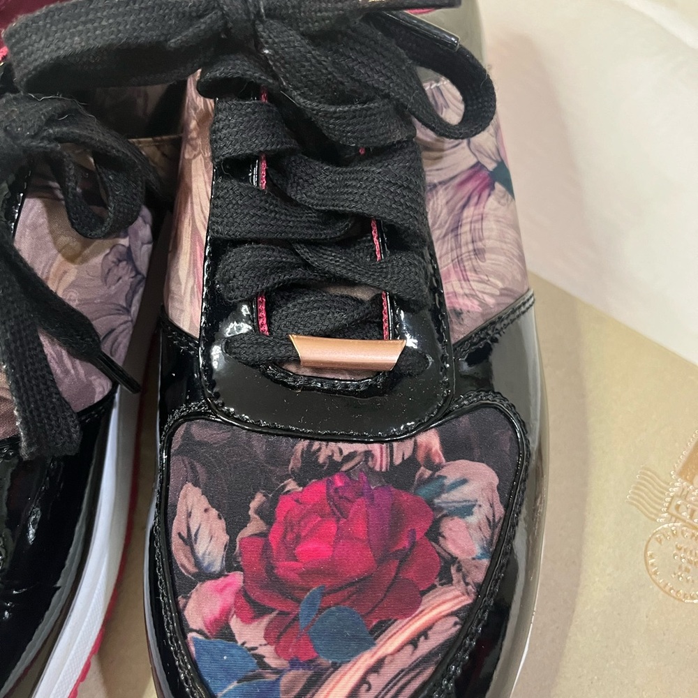 Ted Baker London Phressya 2 Floral Sneakers Women’s Size 10 / UK 8/ EU 41 - Picture 6 of 7